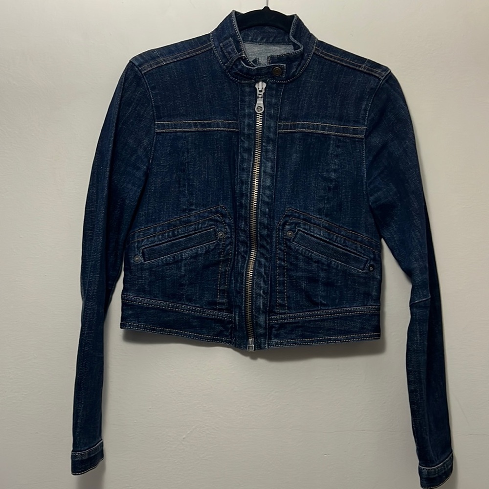Blue Jean jacket - M - Good Used Condition